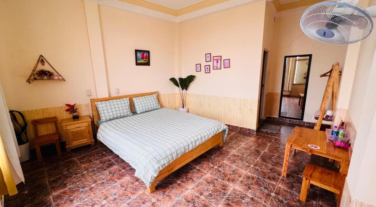 Hostel Nu Cuoi Xinh Đà Lạt Exterior foto